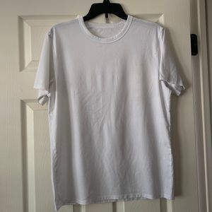 Lululemon Men’s M  White Fundamental T-shirt